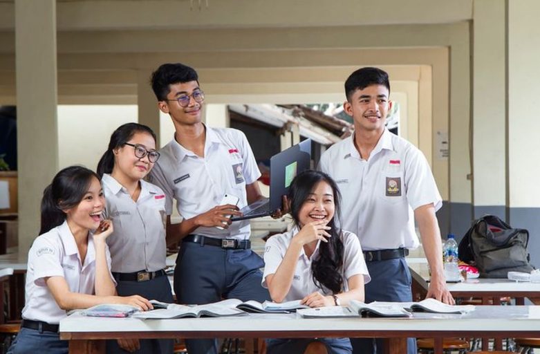 Trik dan tips supaya masa SMA bisa jadi pondasi kuat.